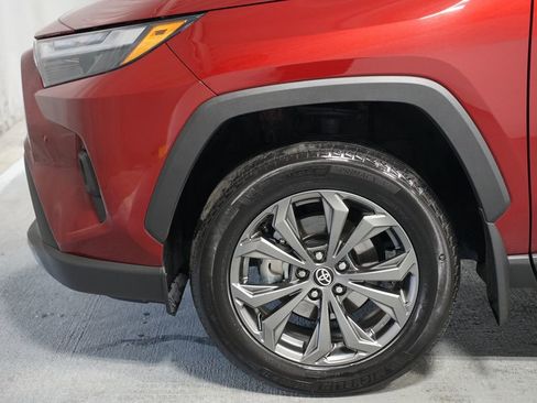 Used 2024 Toyota RAV4 Limited image 5