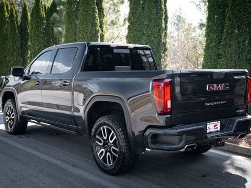 Used 2020 GMC Sierra 1500 AT4 w/ AT4 Premium Package image 17