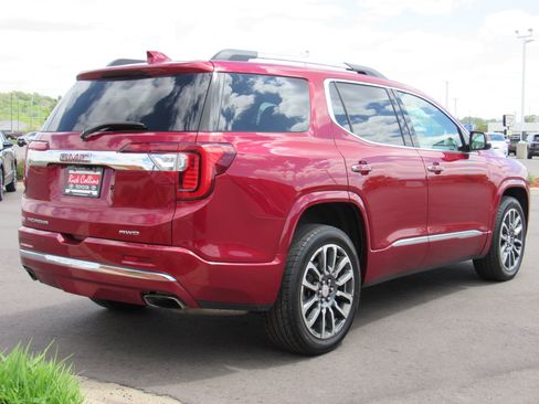 Used 2020 GMC Acadia Denali w/ Denali Ultimate Package AWD/4WD image 6