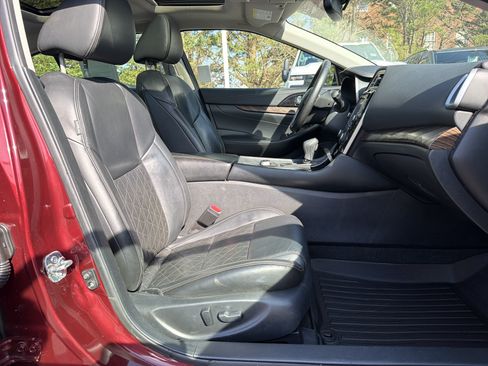 Used 2016 Nissan Maxima Platinum FWD image 35