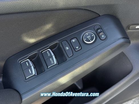 Certified 2024 Honda Civic LX image 22