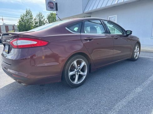 Used 2015 Ford Fusion SE FWD image 9