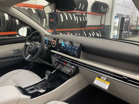 New 2026 Hyundai Tucson SEL image 14