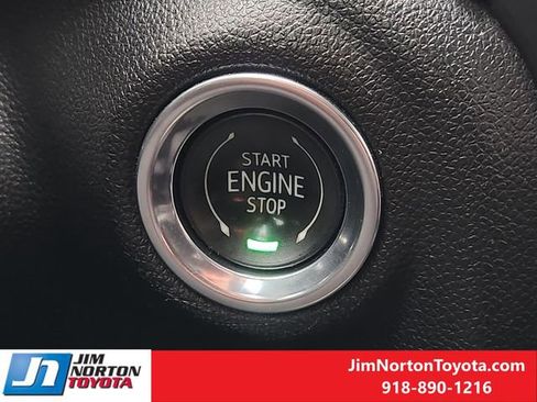 Used 2020 Chevrolet Silverado 1500 LT w/ Texas Edition image 22