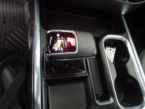 Used 2023 Chevrolet Silverado 1500 LTZ image 12