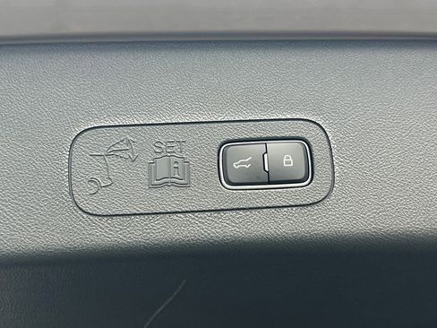 New 2026 Lincoln Aviator Reserve AWD/4WD image 17