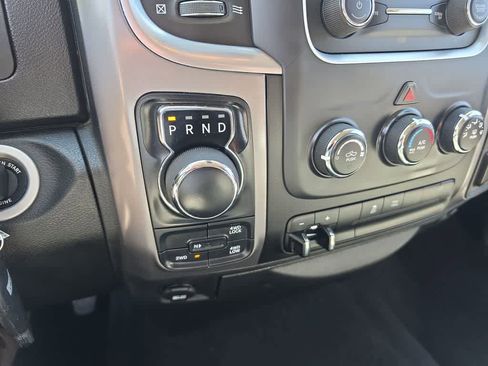 Used 2023 RAM 1500 Classic SLT AWD/4WD image 19