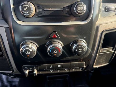 Used 2016 RAM 3500 Tradesman w/ Power & Remote Entry Group AWD/4WD image 33