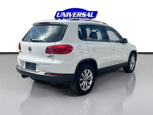 Used 2017 Volkswagen Tiguan Wolfsburg Edition image 7