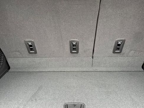 New 2026 GMC Yukon Elevation image 19