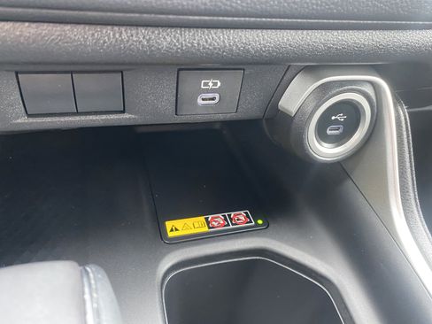 Used 2024 Toyota Grand Highlander XLE image 33