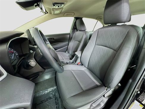 Certified 2024 Toyota Corolla LE image 17