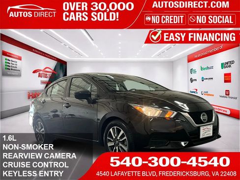 Used 2022 Nissan Versa SV FWD image 1