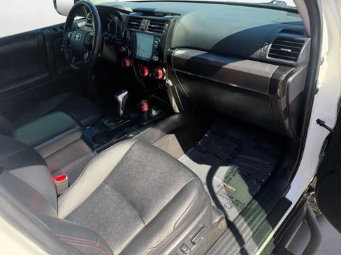 Used 2020 Toyota 4Runner TRD Off-Road Premium w/ Moonroof Package image 26