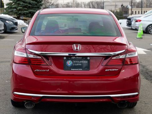Used 2016 Honda Accord Sport image 6