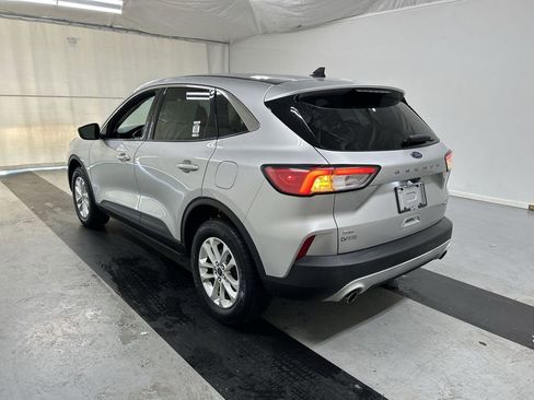 Used 2020 Ford Escape SE AWD/4WD image 7