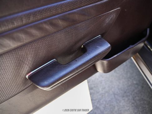 Used 1988 Mercedes-Benz 560 SL image 45