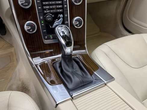 Used 2015 Volvo S60 T5 Platinum image 22