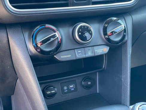 Used 2018 Hyundai Kona SEL w/ SEL Tech Package 02 FWD image 22