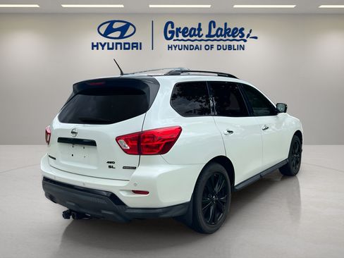 Used 2018 Nissan Pathfinder SL w/ Midnight Edition Package AWD/4WD image 5