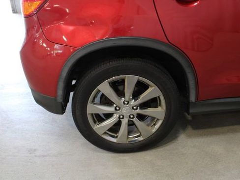 Used 2013 Mitsubishi Outlander Sport LE FWD image 24