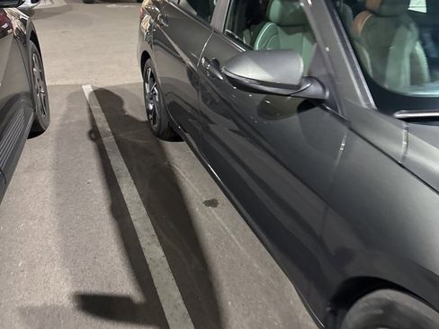 Certified 2024 Hyundai Elantra Limited image 3