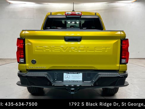 Used 2023 Chevrolet Colorado Z71 w/ Z71 Convenience Package 2 AWD/4WD image 4