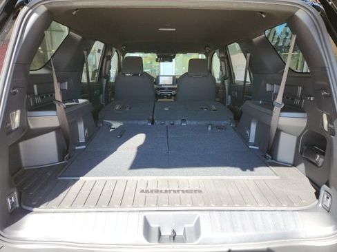 New 2026 Toyota 4Runner SR5 image 31