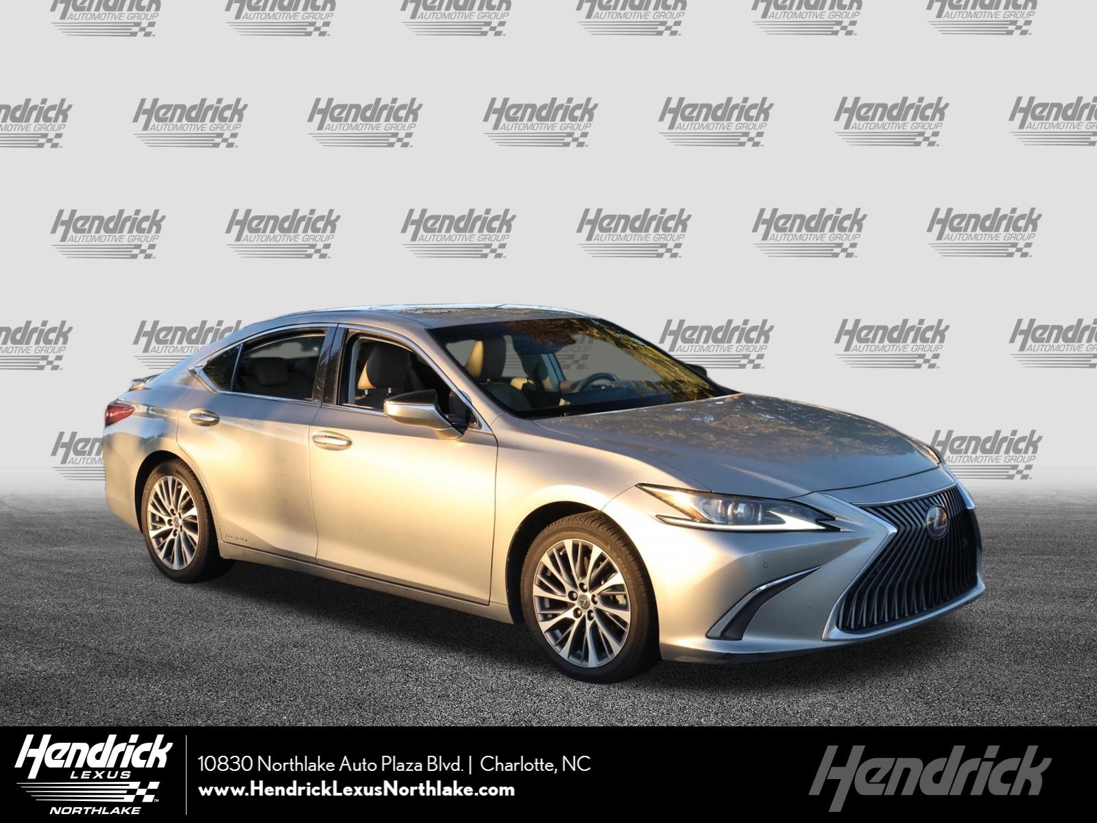 Used 2020 Lexus ES 300h w/ Premium Package FWD image 1