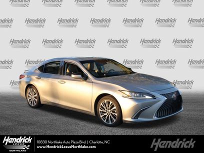 Used 2020 Lexus ES 300h w/ Premium Package