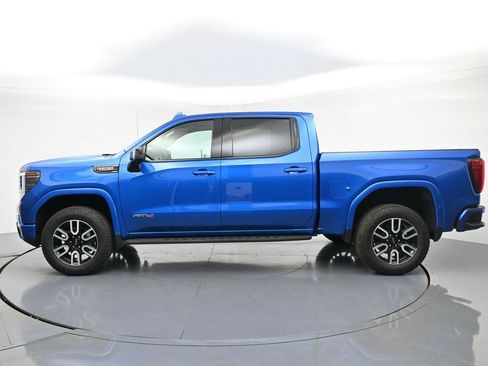Used 2023 GMC Sierra 1500 AT4 w/ AT4 Premium Package AWD/4WD image 3