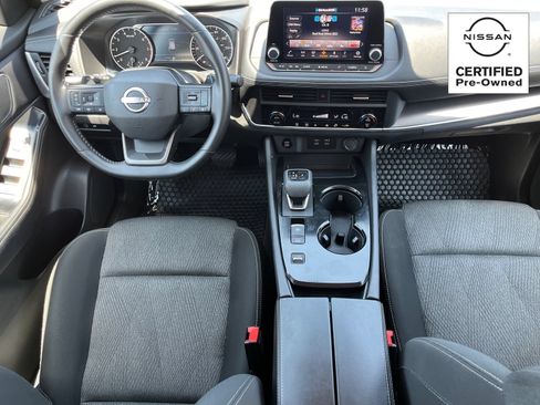 Certified 2025 Nissan Rogue SV FWD image 12