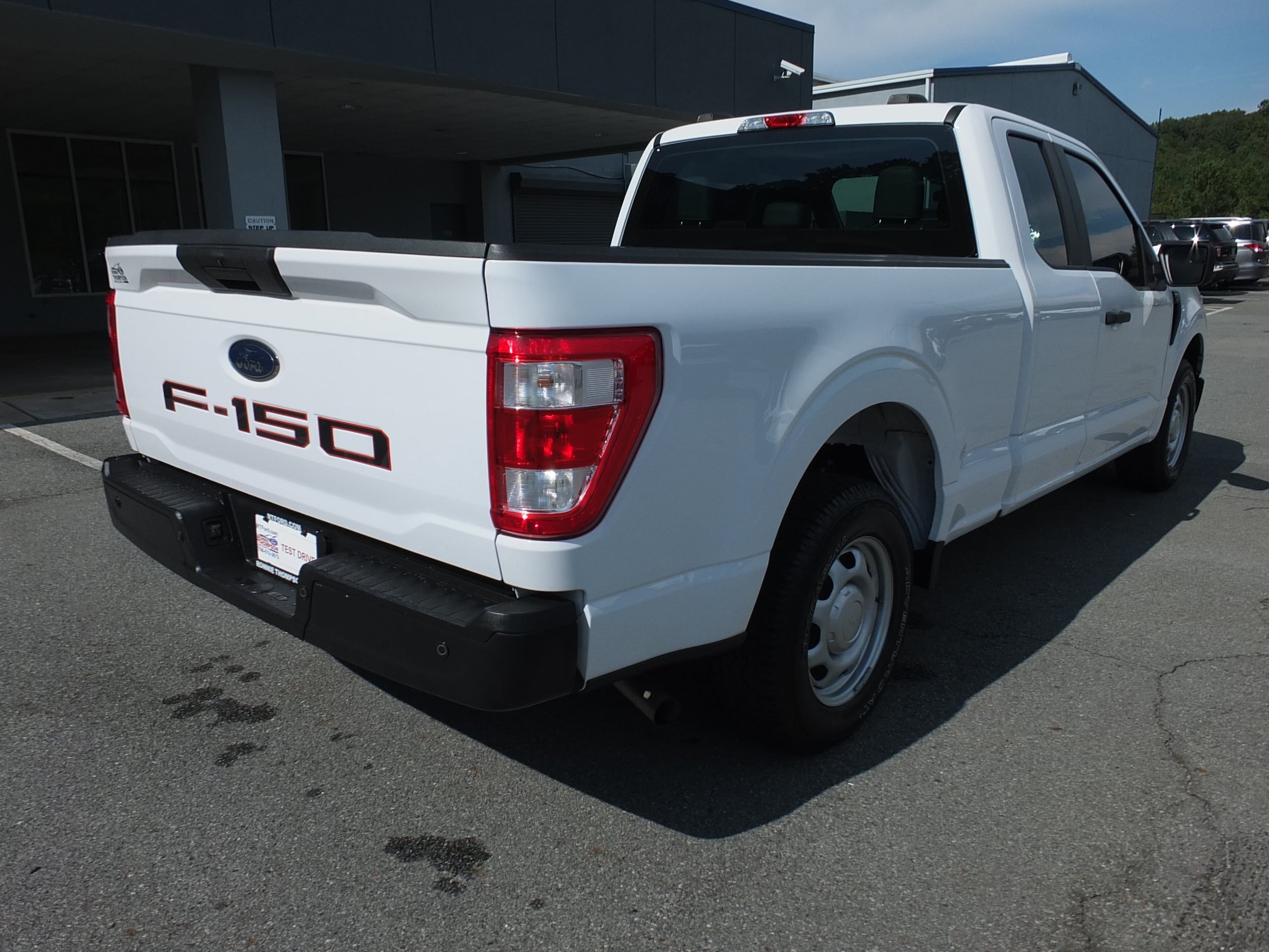 Used 2021 Ford F150 XL w/ Equipment Group 101A High RWD image 3