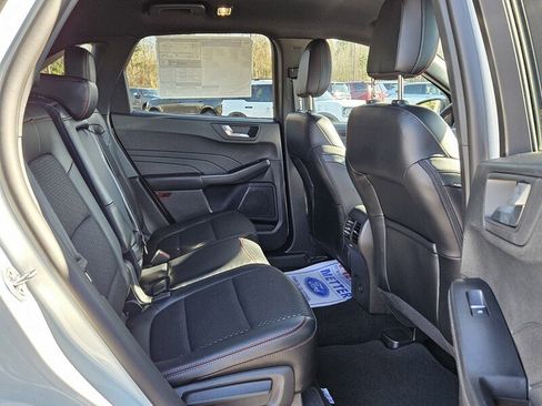 Used 2024 Ford Escape ST-Line w/ Equipment Group 301A image 34