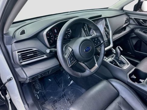 Used 2025 Subaru Outback Touring XT AWD/4WD image 9