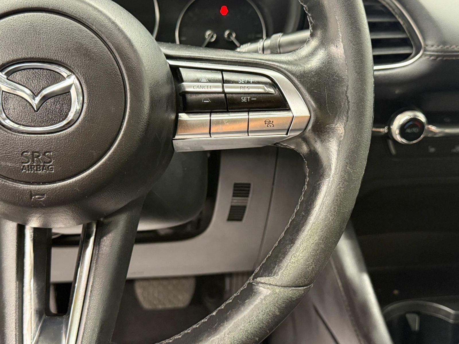 Used 2022 MAZDA MAZDA3 s FWD image 30