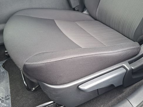Used 2023 Nissan Sentra SV FWD image 18
