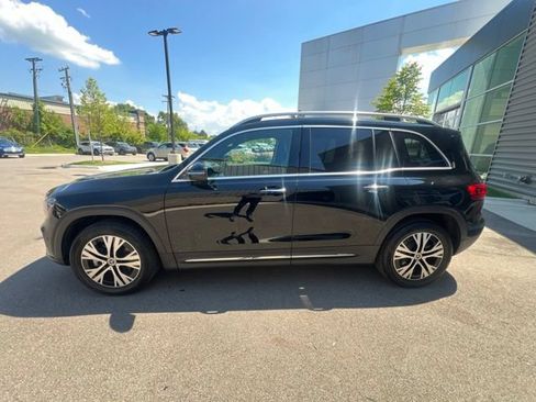 Used 2025 Mercedes-Benz GLB 250 4MATIC image 8