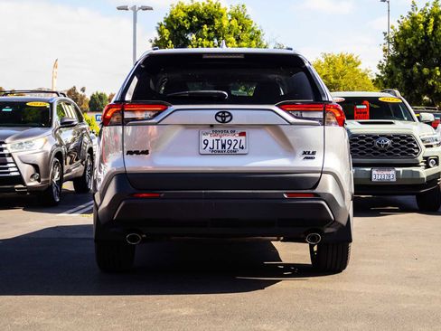 Used 2024 Toyota RAV4 XLE Premium AWD/4WD image 5