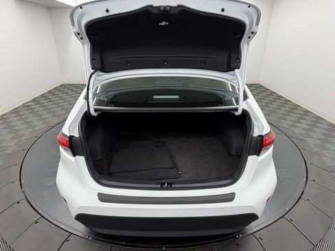 Certified 2026 Toyota Corolla LE w/ Carpet Mat Package (TMS) FWD image 15