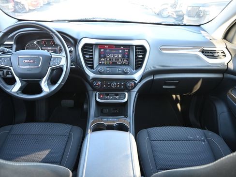Used 2023 GMC Acadia SLE w/ Driver Convenience Package FWD image 7