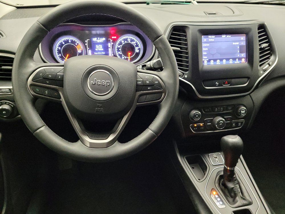 Used 2020 Jeep Cherokee Latitude Plus FWD image 22