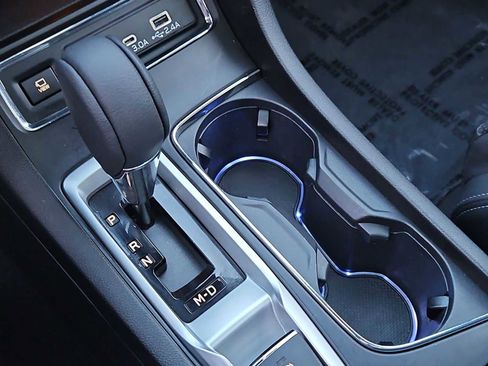 Used 2025 Subaru Ascent Limited image 32