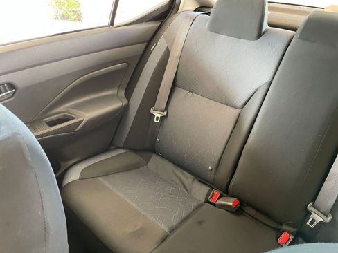 Used 2025 Nissan Versa SV image 37