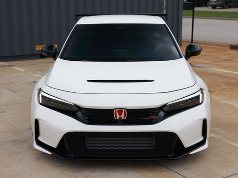 Used 2025 Honda Civic Type R image 23