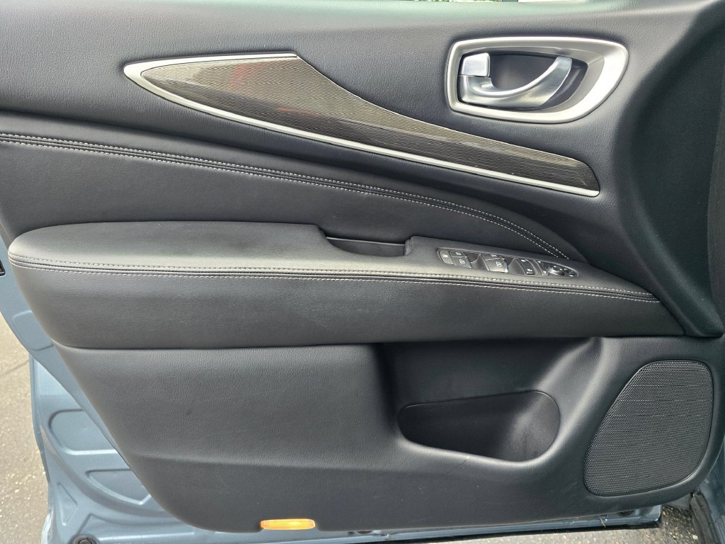 Used 2019 INFINITI QX60 Pure AWD/4WD image 11