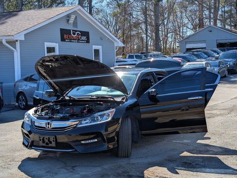 Used 2016 Honda Accord EX-L image 10