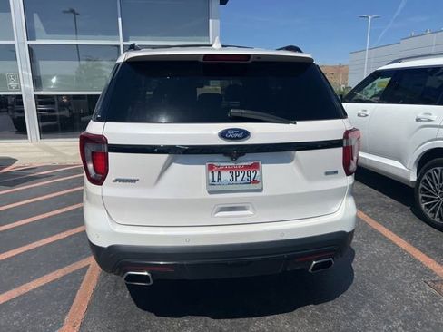 Used 2017 Ford Explorer Sport w/ Equipment Group 401A AWD/4WD image 4