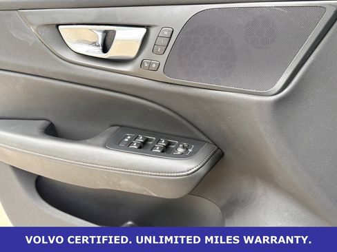 Certified 2025 Volvo V60 B5 Cross Country Plus AWD/4WD image 27