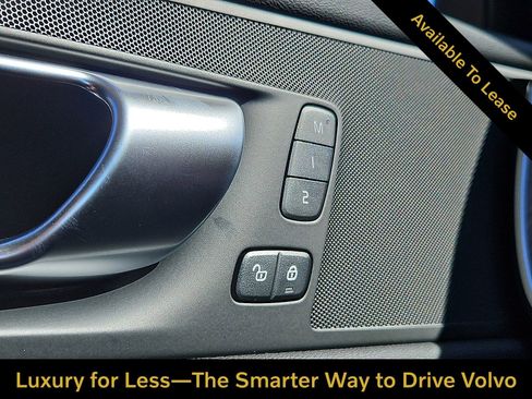 Certified 2026 Volvo XC60 B5 Plus w/ Protection Package Premier AWD/4WD image 17